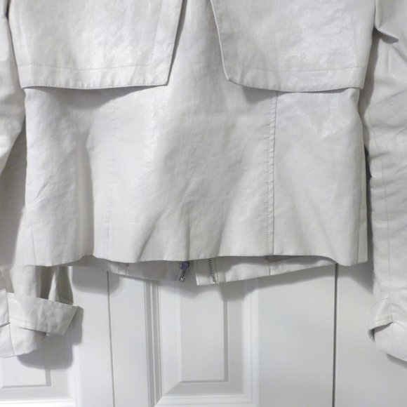 BEBE off white zip up faux leather jacket with light shoulder pads - Picture 6 of 16